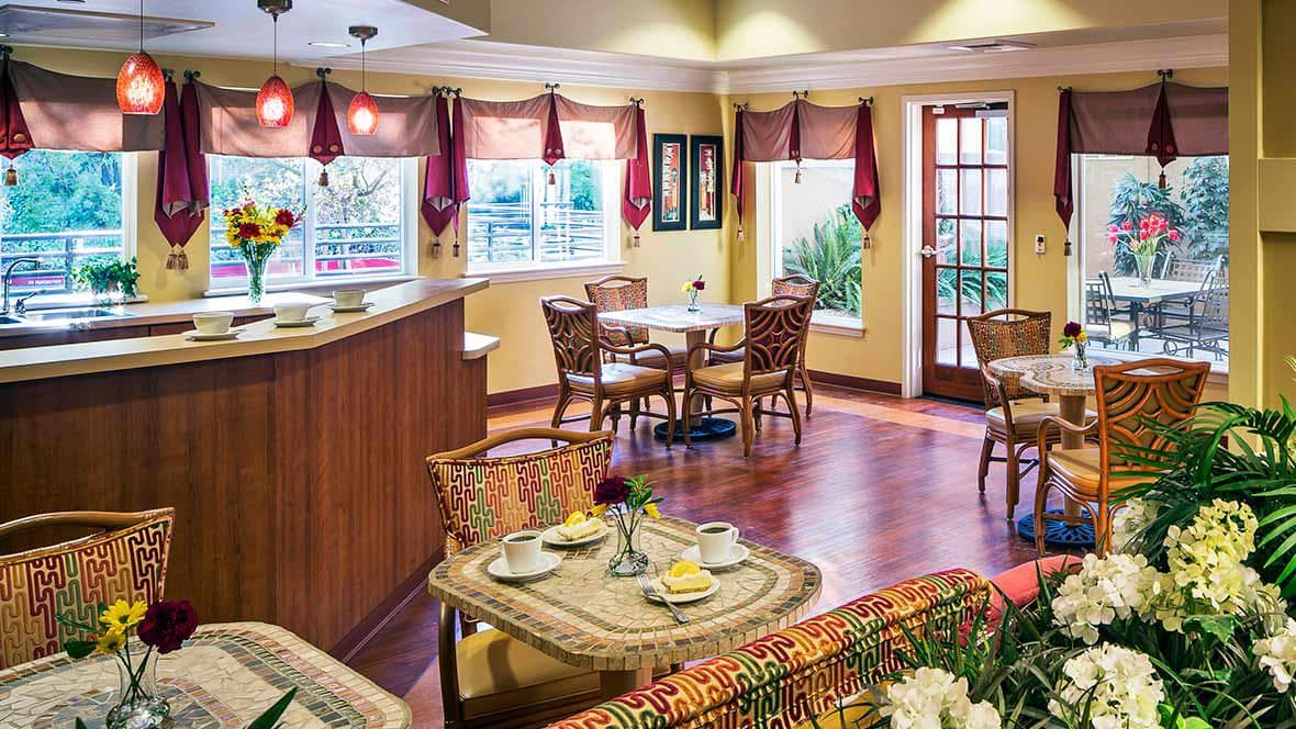 Atria Carmichael Oaks photo 5