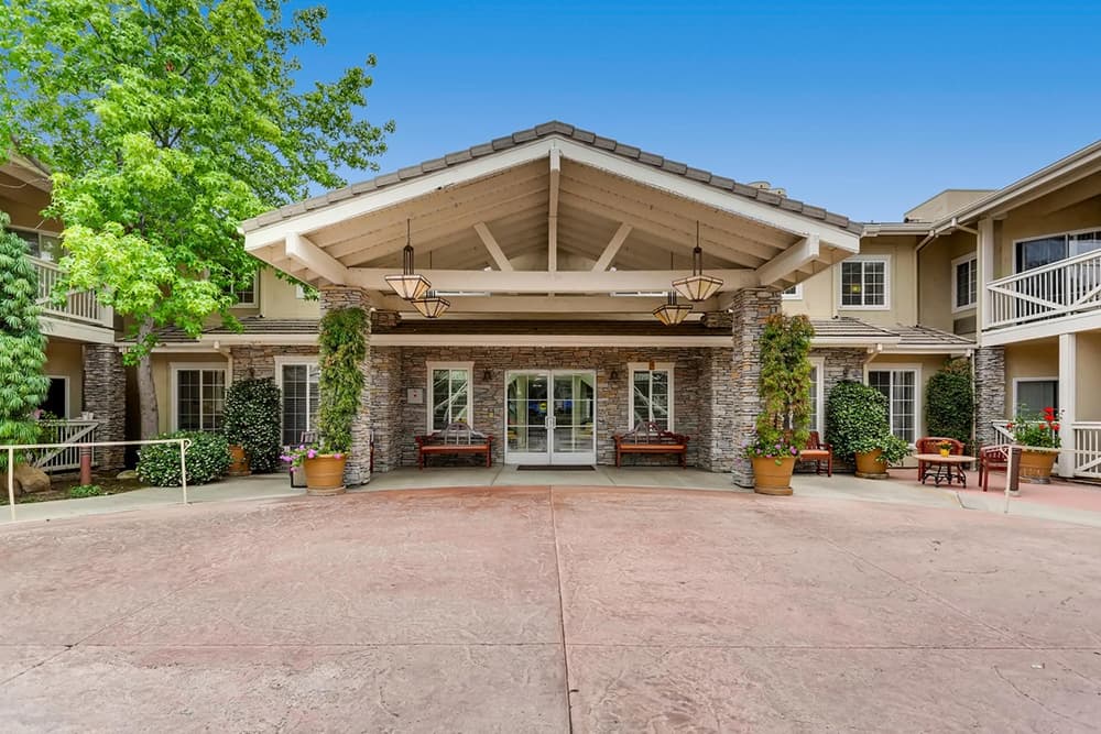 Meadowbrook At Agoura Hills photo 5