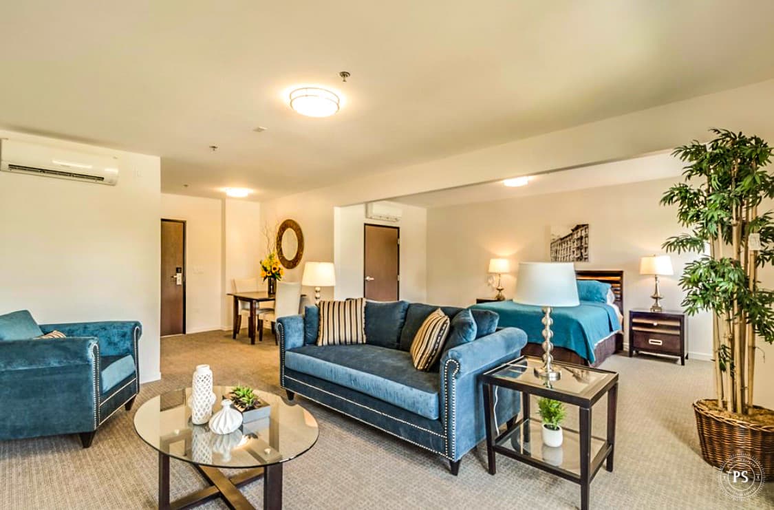 Avantgarde Senior Living Of Tarzana photo 3