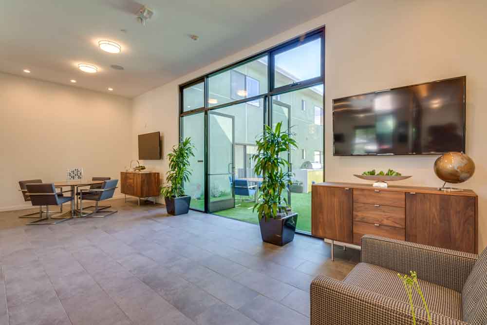 Avantgarde Senior Living Of Tarzana photo 5