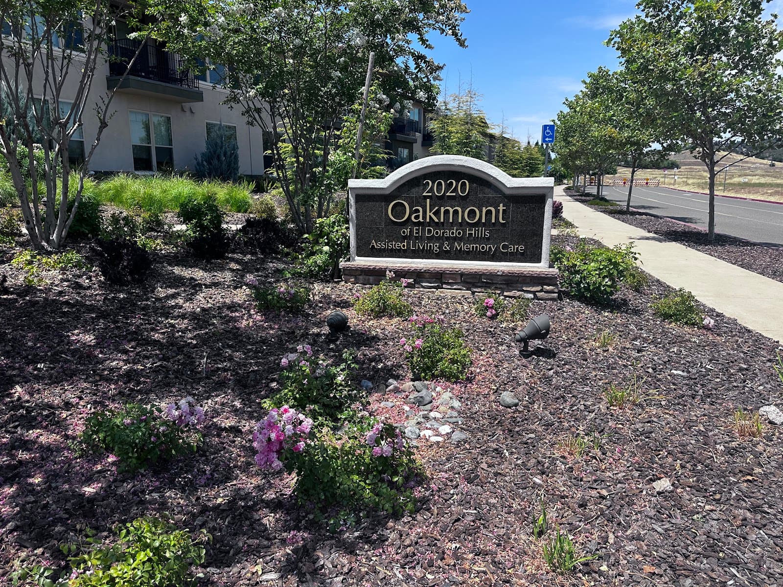 Oakmont Of El Dorado Hills photo 3