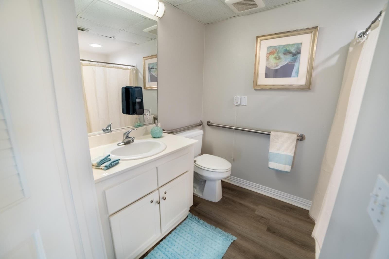 Crown Cove photo 4